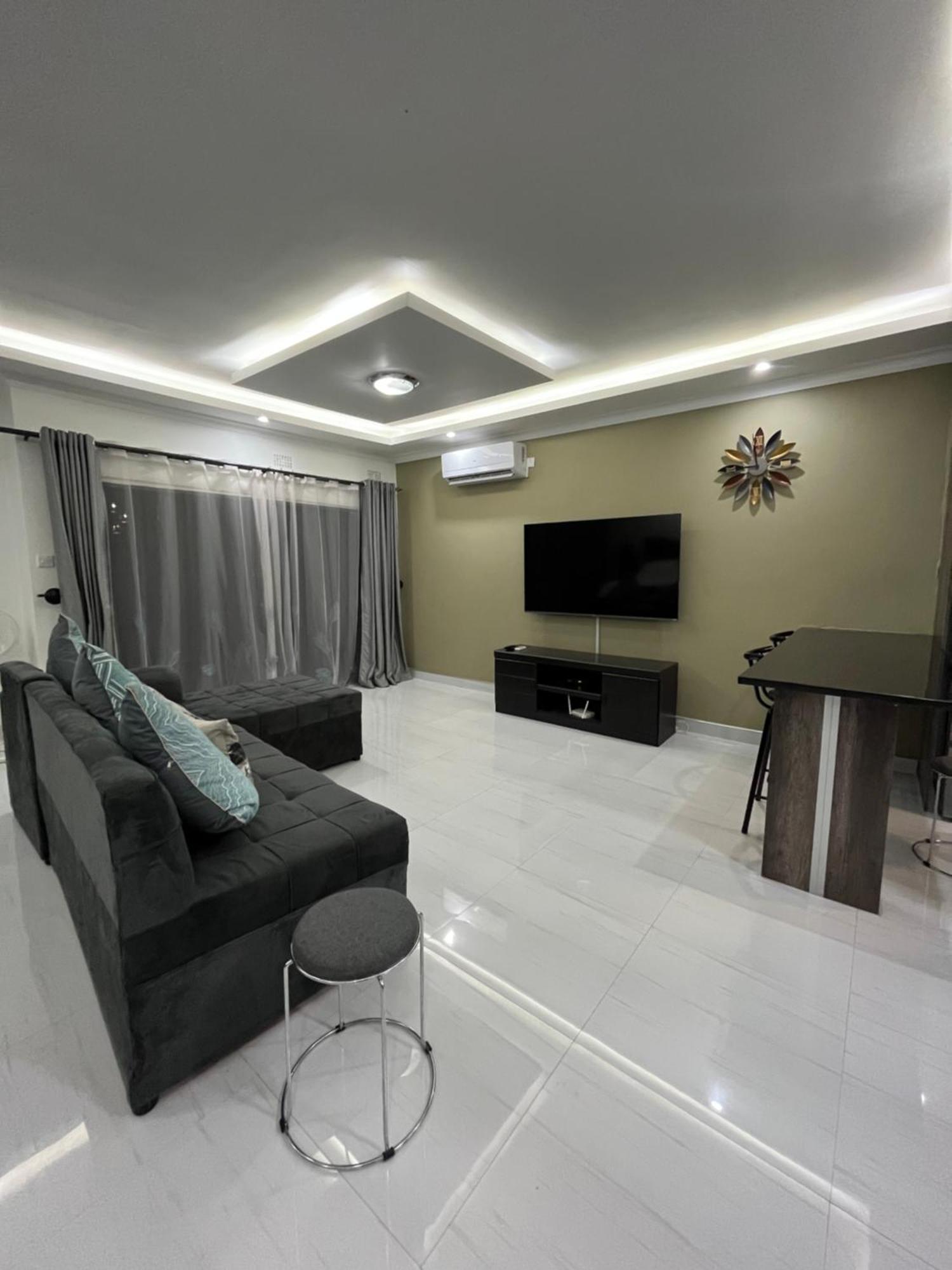 Onelove Homes Lusaka Luaran gambar